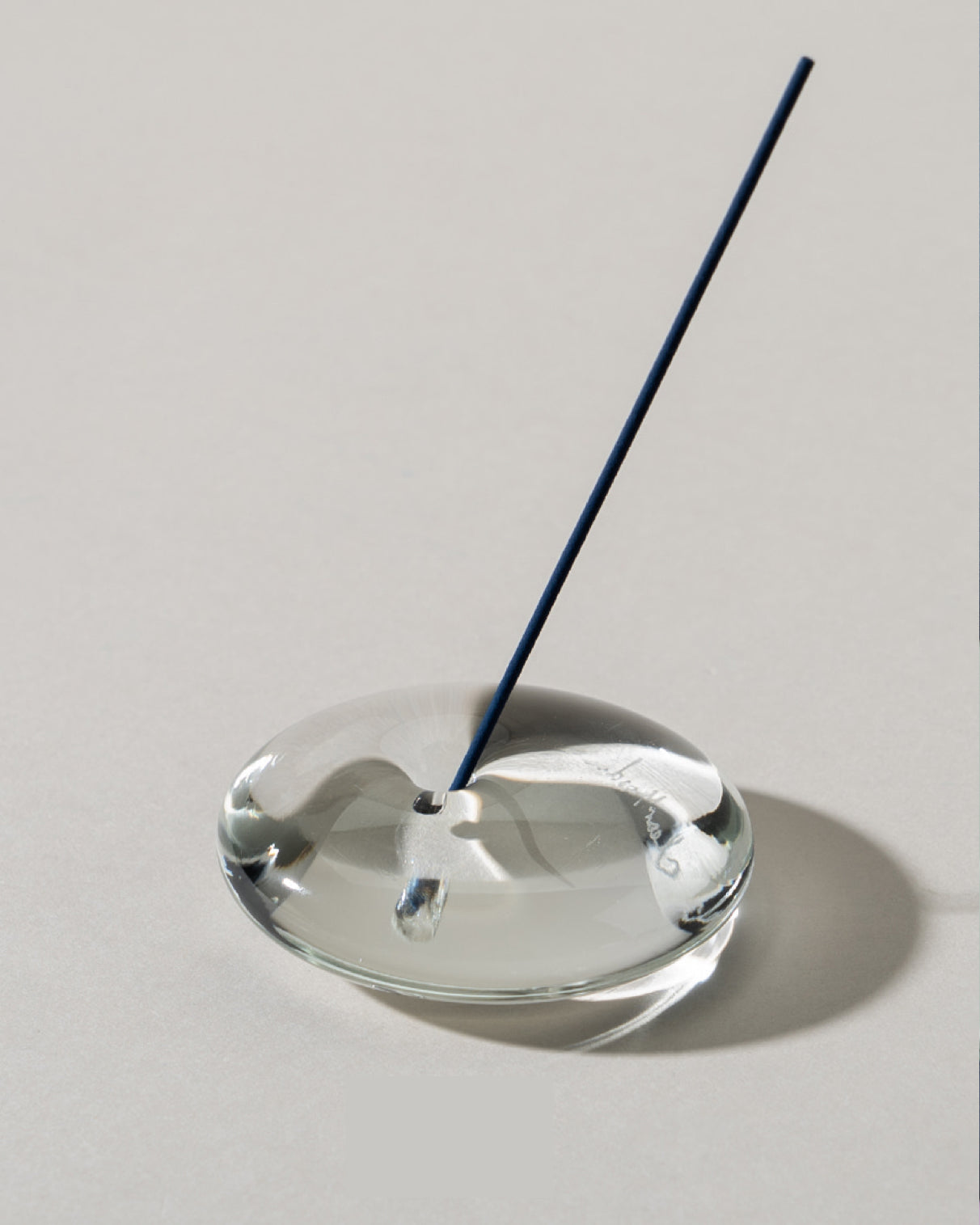 Räucherstäbchen-Halter aus Glas