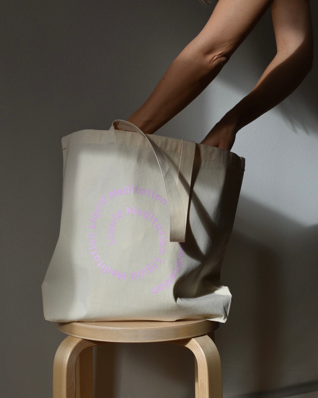Liquid Meditation Shopper